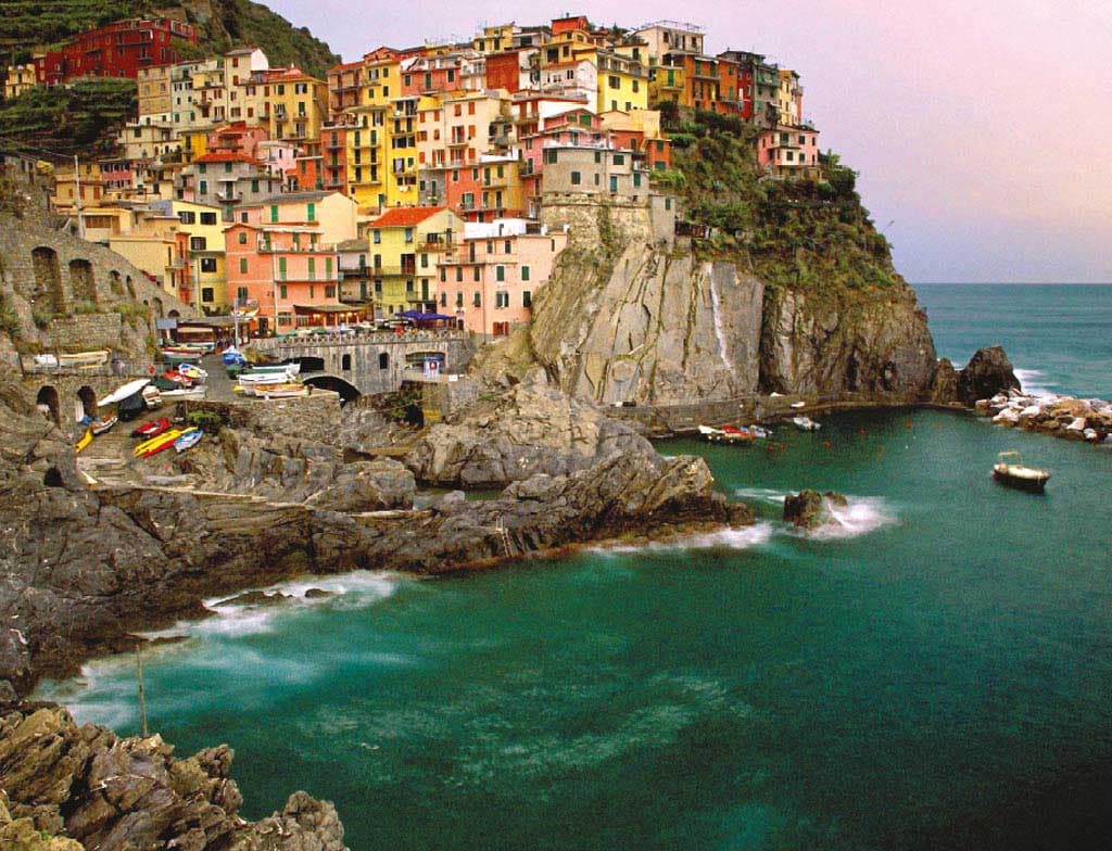 Ravensburger slagalica Cinque Terre Italy 2000 delova 01-166152