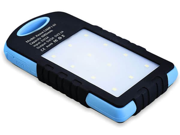 Dodatna solarna baterija za mobilne uređaje sa LED lampom 6000mAh Xwave Camp L 60 blue