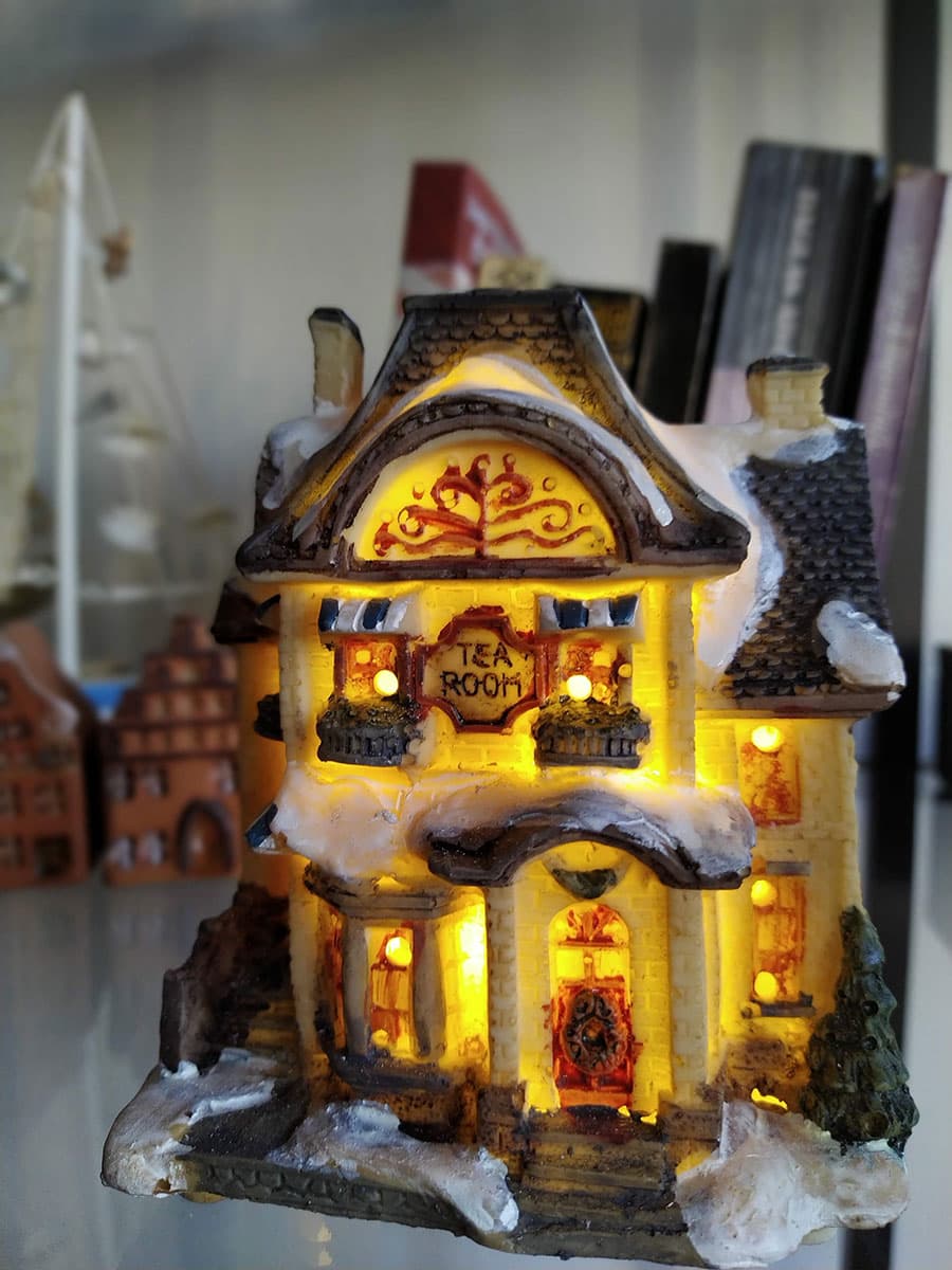 LED Svetleća Kućica - Tea Room