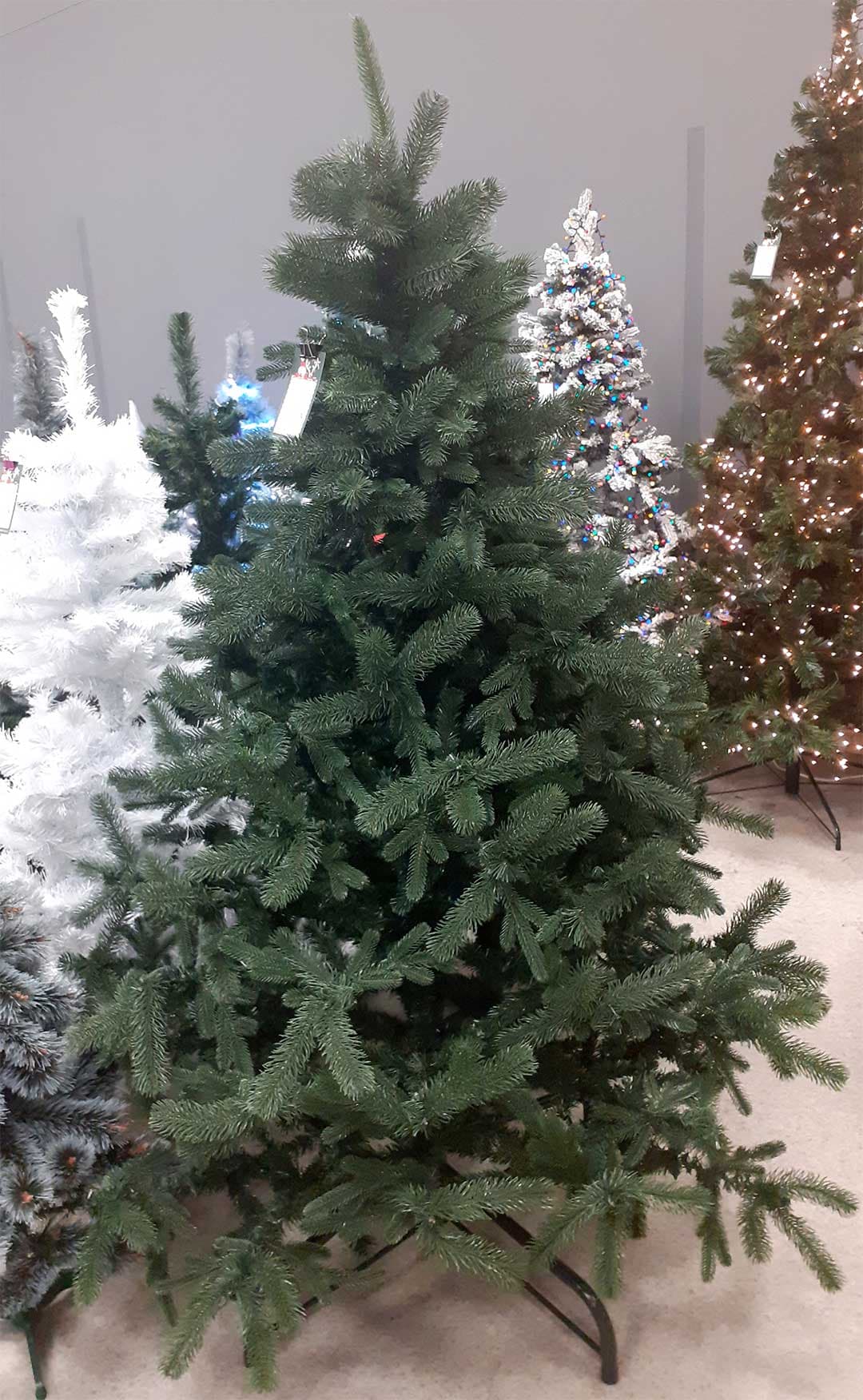 Realistična gusta novogodišnja jelka sa 3D iglicama Romsdal 210 cm
